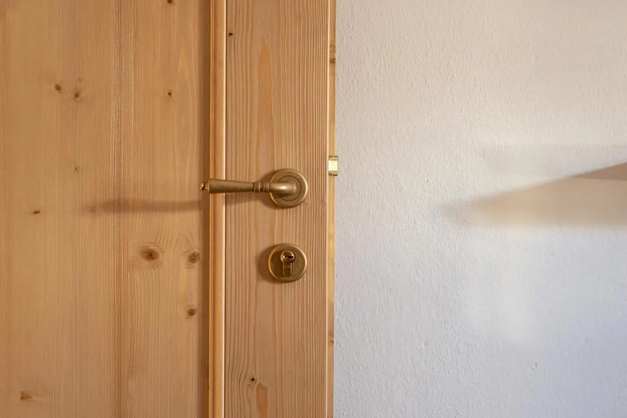 Отель La Gerla Casa Vacanze Dolomiti Perarolo di Cadore 0*,  Италия